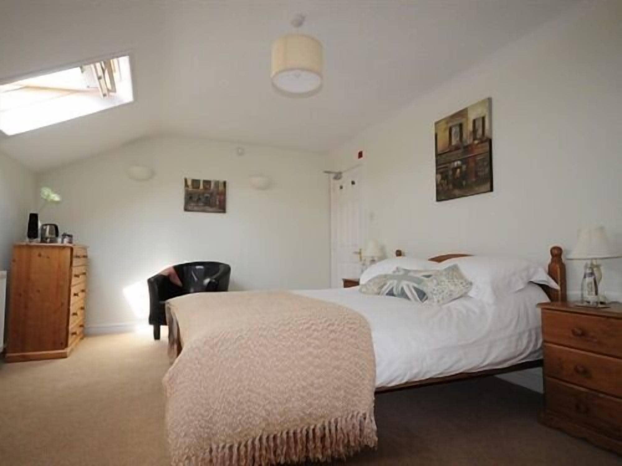 The Five Dials Inn 일민스터 외부 사진