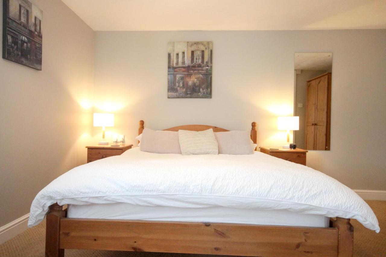 The Five Dials Inn 일민스터 외부 사진