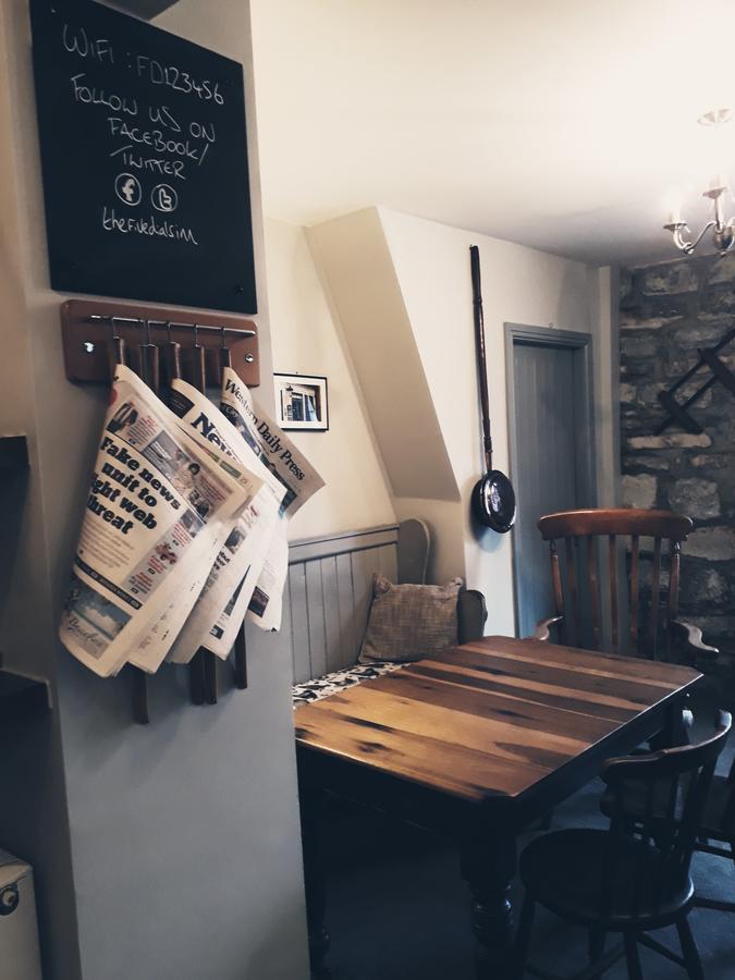 The Five Dials Inn 일민스터 외부 사진